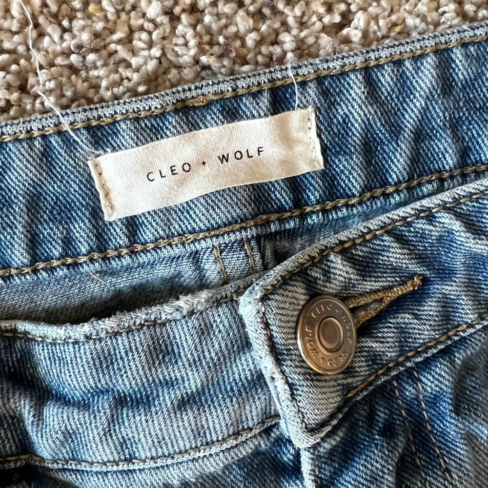 Cleo + Wolf Jeans - Picture 3 of 8